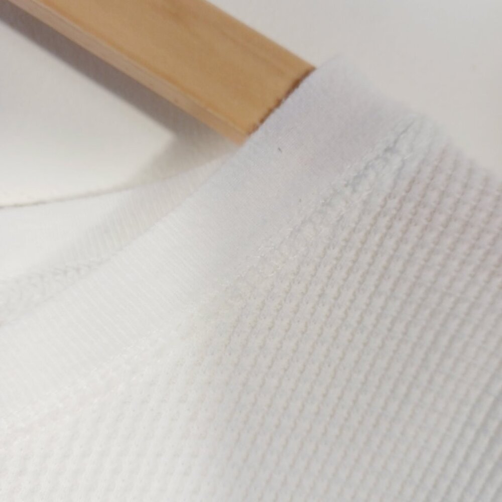 LETLUV Anthropologie MED, Off White Thermal With Gray Lightening Bolt Graphic - Picture 8 of 15